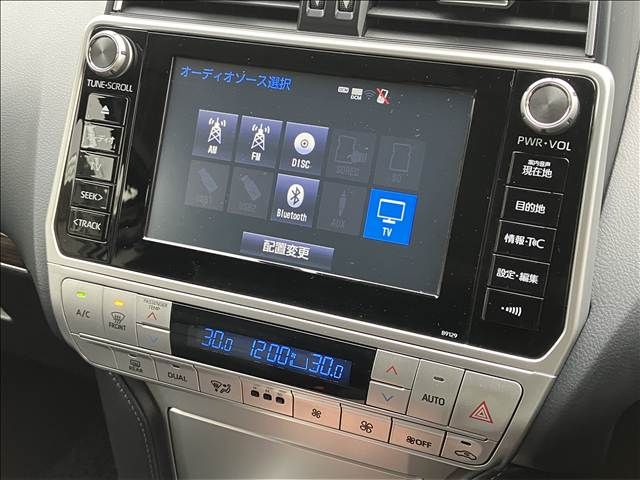 TOYOTA LANDCRUISER PRADO 2018 Image 31