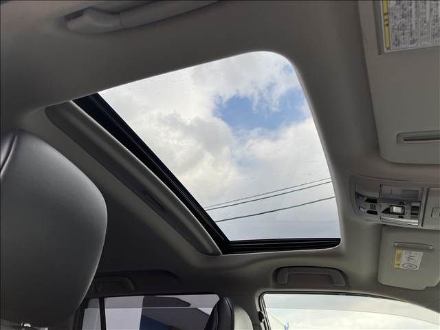 TOYOTA LANDCRUISER PRADO 2018 Image 31