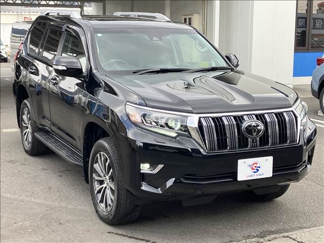 TOYOTA LANDCRUISER PRADO 2018 Image 31
