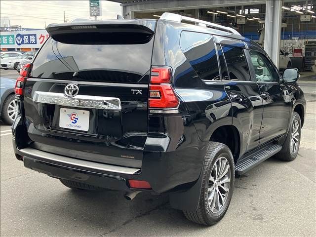 TOYOTA LANDCRUISER PRADO 2018 Image 31