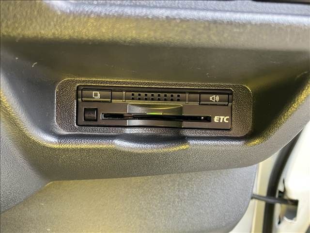 TOYOTA HIACE VAN 2WD 2021 Image 31