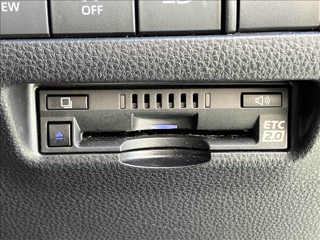 TOYOTA HARRIER HYBRID 2021 Image 31