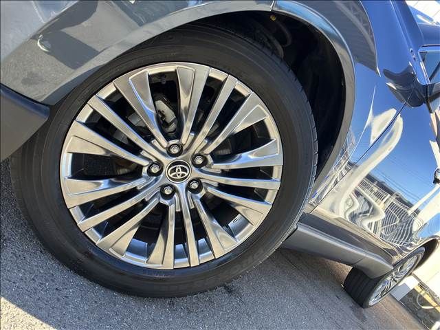 TOYOTA HARRIER HYBRID 2021 Image 31