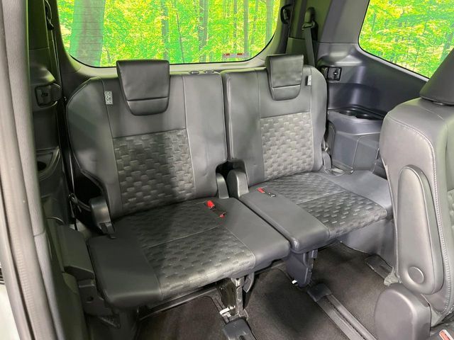 TOYOTA VOXY 2024 Image 31