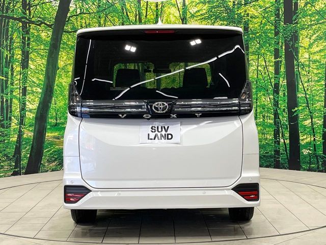 TOYOTA VOXY 2024 Image 31