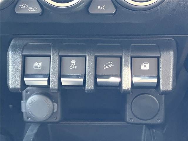 SUZUKI JIMNY 4WD 2023 Image 31