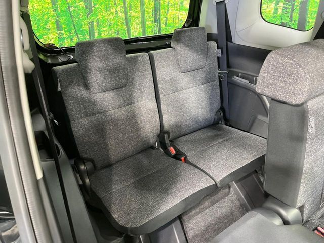 TOYOTA SIENTA HYBRID 2025 Image 31