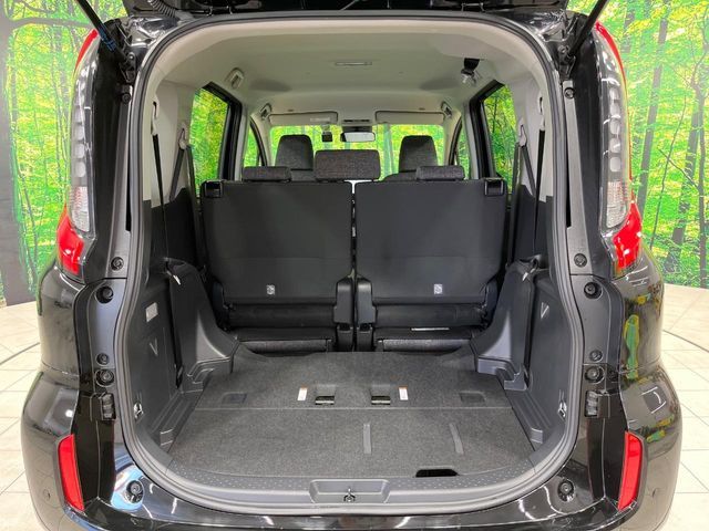 TOYOTA SIENTA HYBRID 2025 Image 31