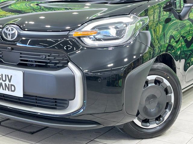 TOYOTA SIENTA HYBRID 2025 Image 31