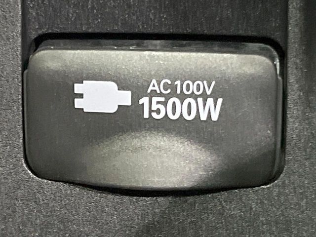 TOYOTA PRIUS 2023 Image 31