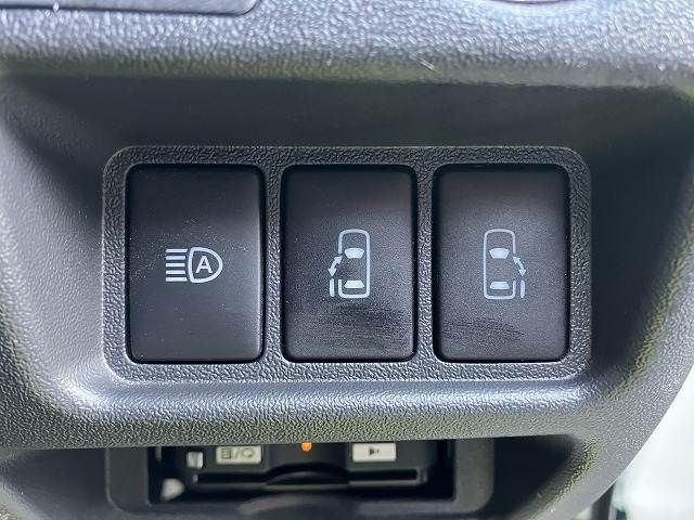 TOYOTA HIACE VAN 2WD 2021 Image 31