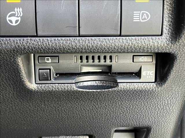 TOYOTA RAV4 HYBRID 4WD 2020 Image 31