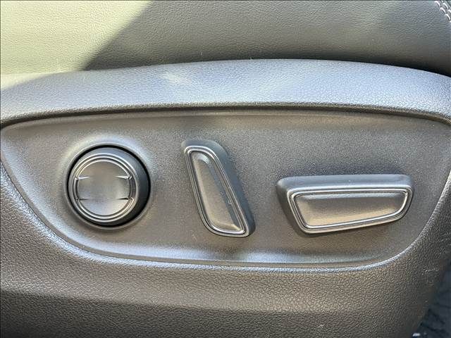 TOYOTA RAV4 HYBRID 4WD 2020 Image 31