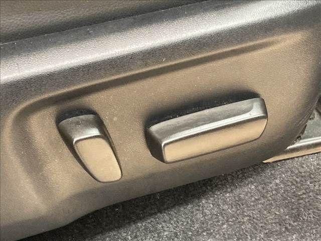 TOYOTA HILUX 4WD 2023 Image 31