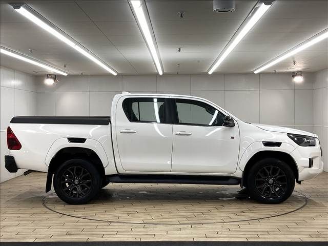 TOYOTA HILUX 4WD 2023 Image 31