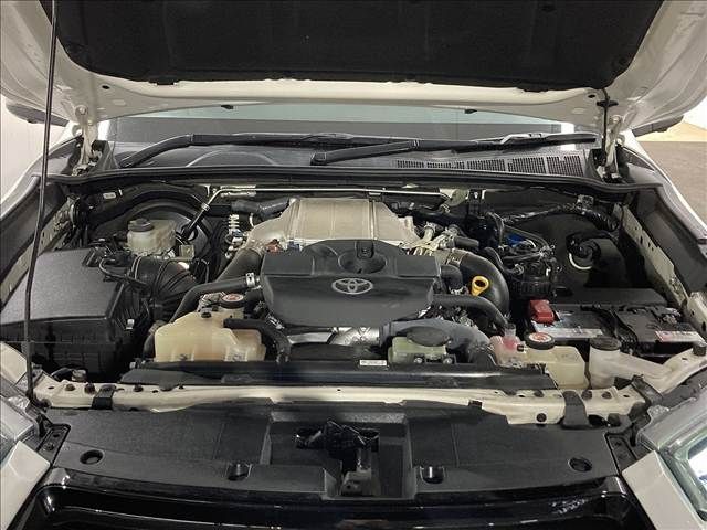 TOYOTA HILUX 4WD 2023 Image 31