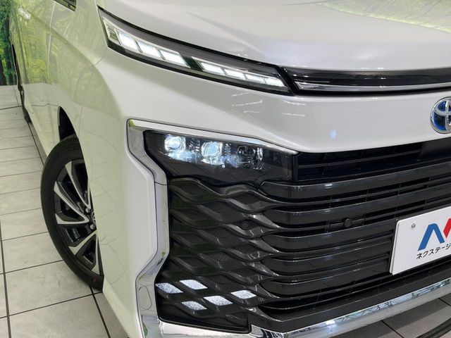 TOYOTA VOXY HYBRID 2025 Image 31