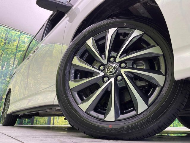 TOYOTA VOXY HYBRID 2025 Image 31