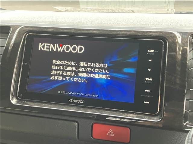 TOYOTA HIACE VAN 4WD 2022 Image 31