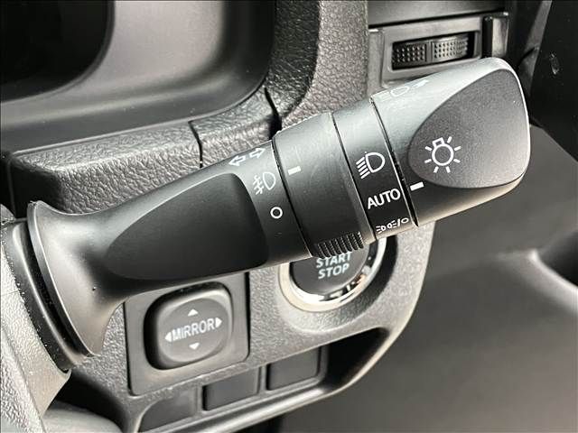 TOYOTA HIACE VAN 4WD 2022 Image 31