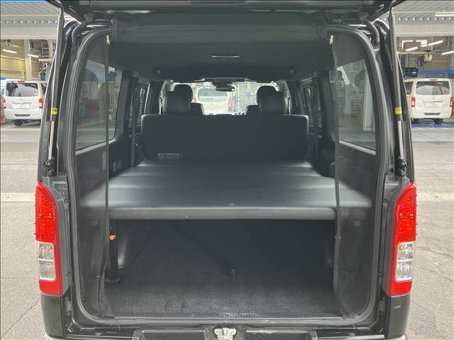 TOYOTA HIACE VAN 4WD 2022 Image 31