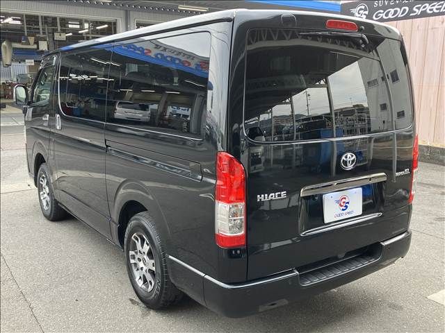 TOYOTA HIACE VAN 4WD 2022 Image 31