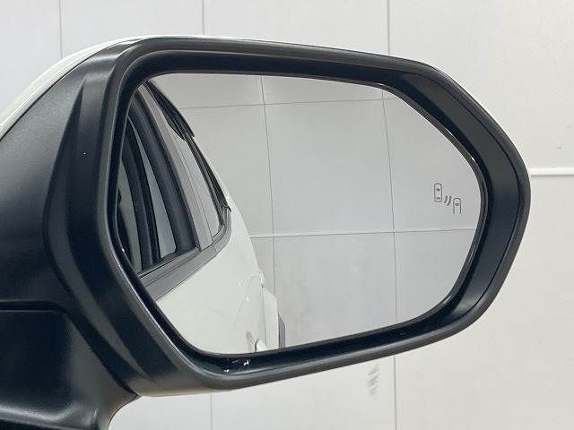 TOYOTA YARIS CROSS HYBRID 2021 Image 31