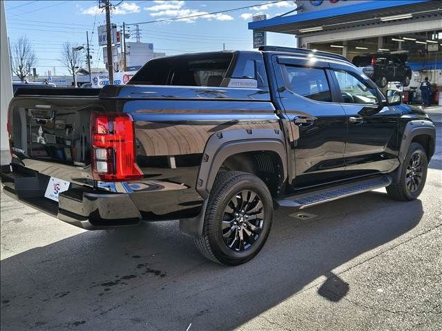 MITSUBISHI TRITON 2024 Image 31