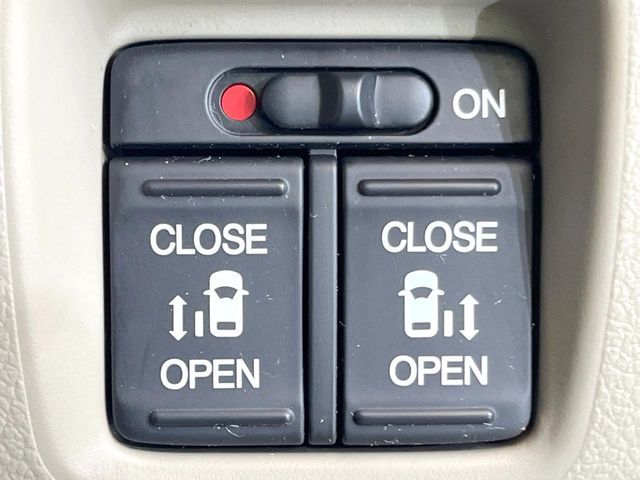 HONDA N BOX 2012 Image 31