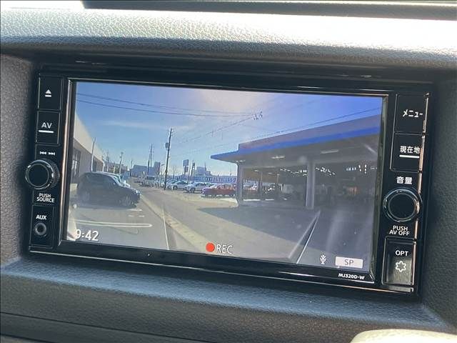 NISSAN NV350 CARAVAN 2020 Image 31