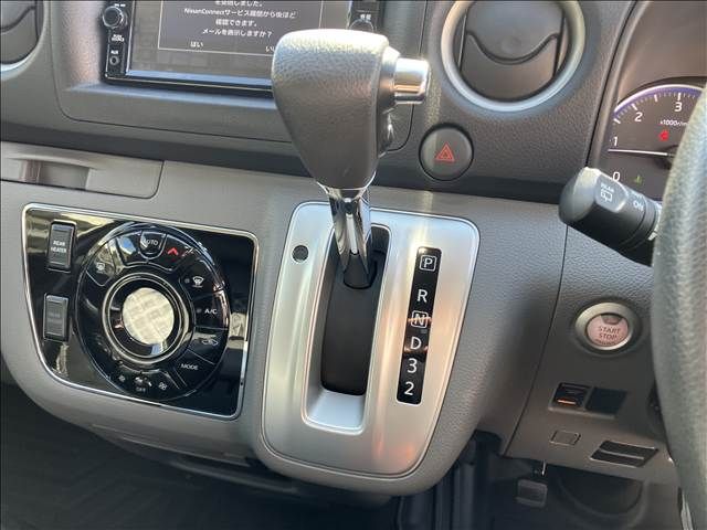 NISSAN NV350 CARAVAN 2020 Image 31