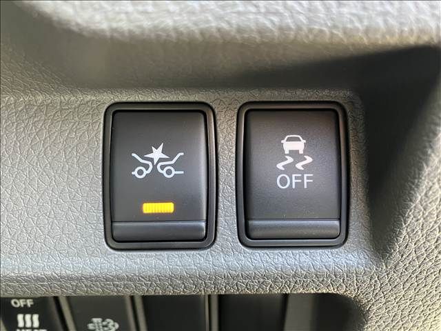 NISSAN NV350 CARAVAN 2020 Image 31