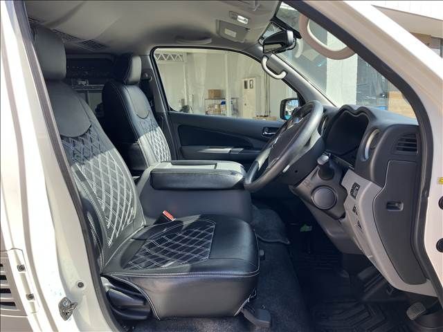 NISSAN NV350 CARAVAN 2020 Image 31