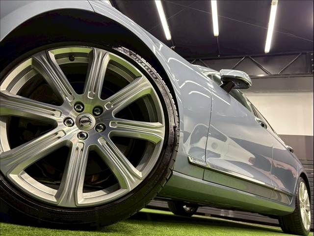 VOLVO S90 2017 Image 31