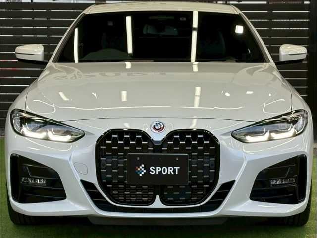 BMW 4SERIES COUPE 2022 Image 31