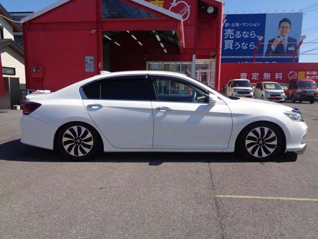 HONDA ACCORD HYBRID 2015 Image 31