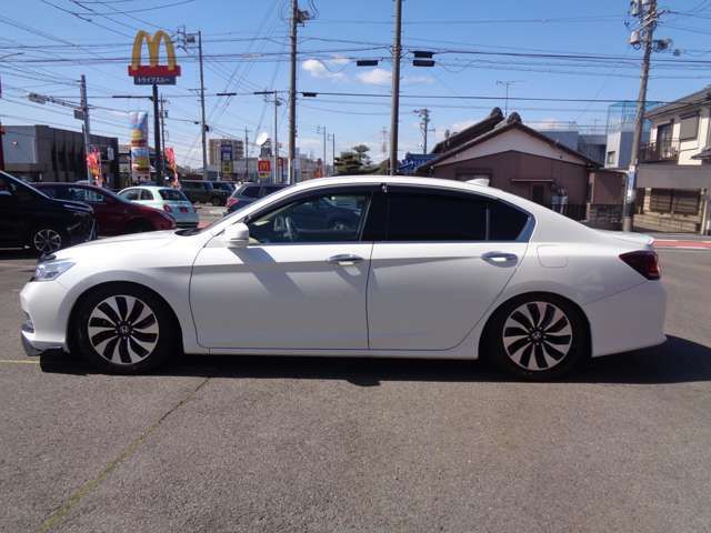 HONDA ACCORD HYBRID 2015 Image 31