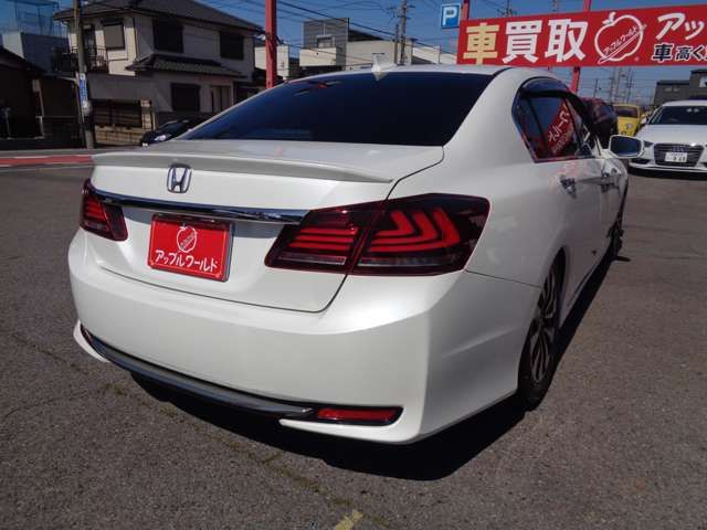 HONDA ACCORD HYBRID 2015 Image 31