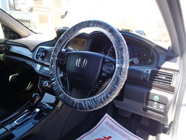 HONDA ACCORD HYBRID 2015 Image 31