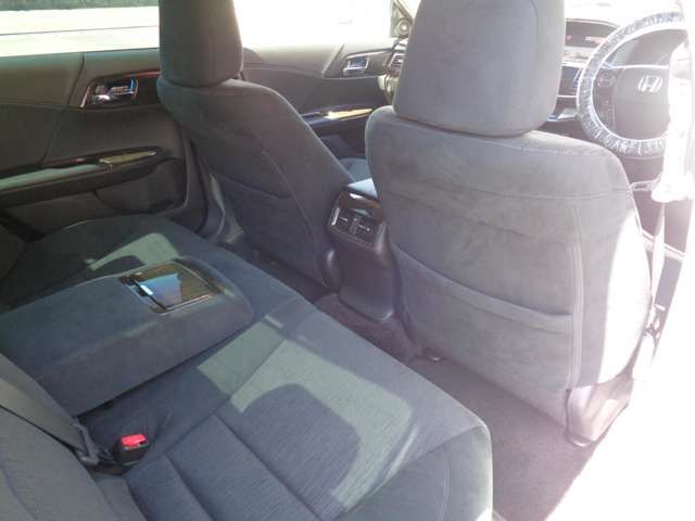 HONDA ACCORD HYBRID 2015 Image 31