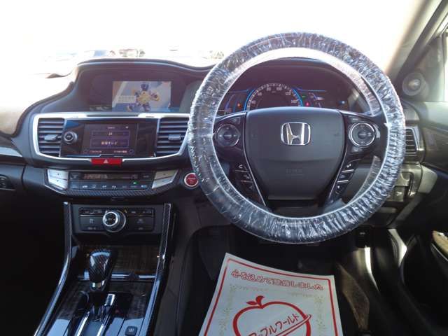 HONDA ACCORD HYBRID 2015 Image 31