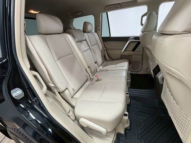 TOYOTA LANDCRUISER PRADO 2023 Image 31