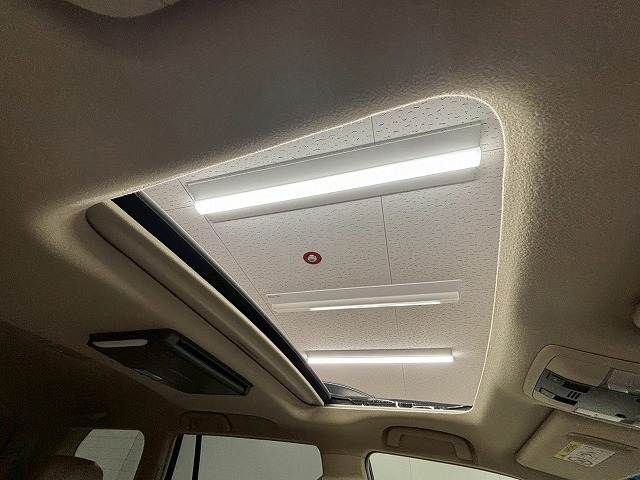 TOYOTA LANDCRUISER PRADO 2023 Image 31