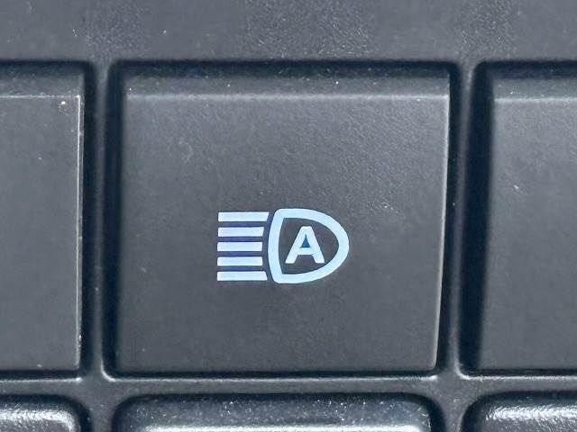 TOYOTA LANDCRUISER PRADO 2023 Image 31