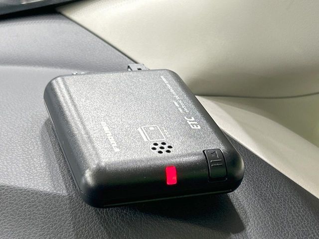 NISSAN NOTE 2017 Image 31