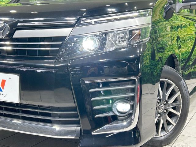 TOYOTA VOXY 2016 Image 31