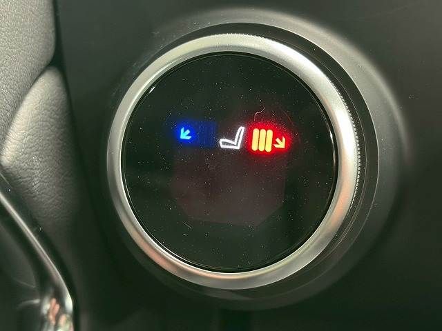 JAGUAR E-PACE 2019 Image 31