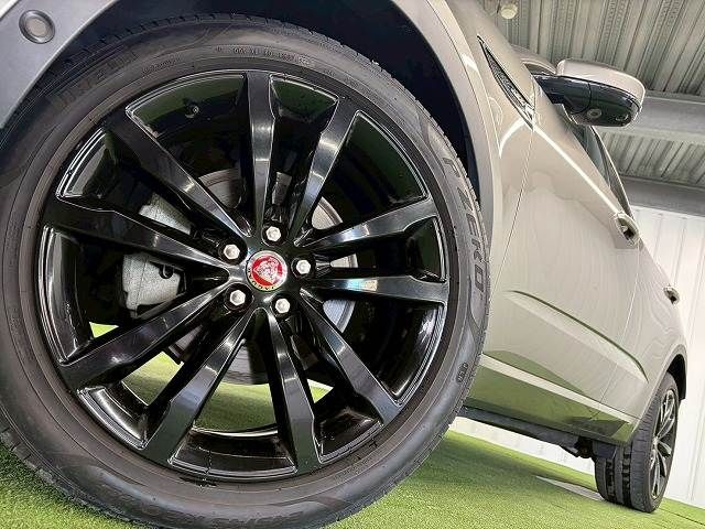 JAGUAR E-PACE 2019 Image 31