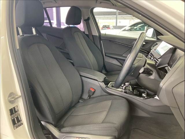 BMW 1SERIES 2021 Image 31