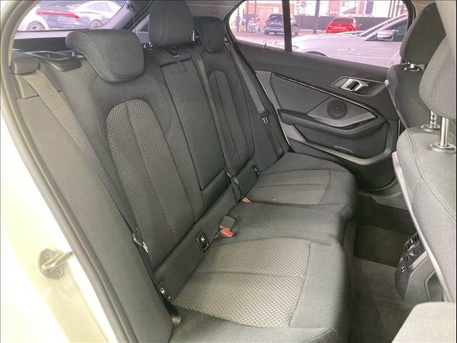 BMW 1SERIES 2021 Image 31
